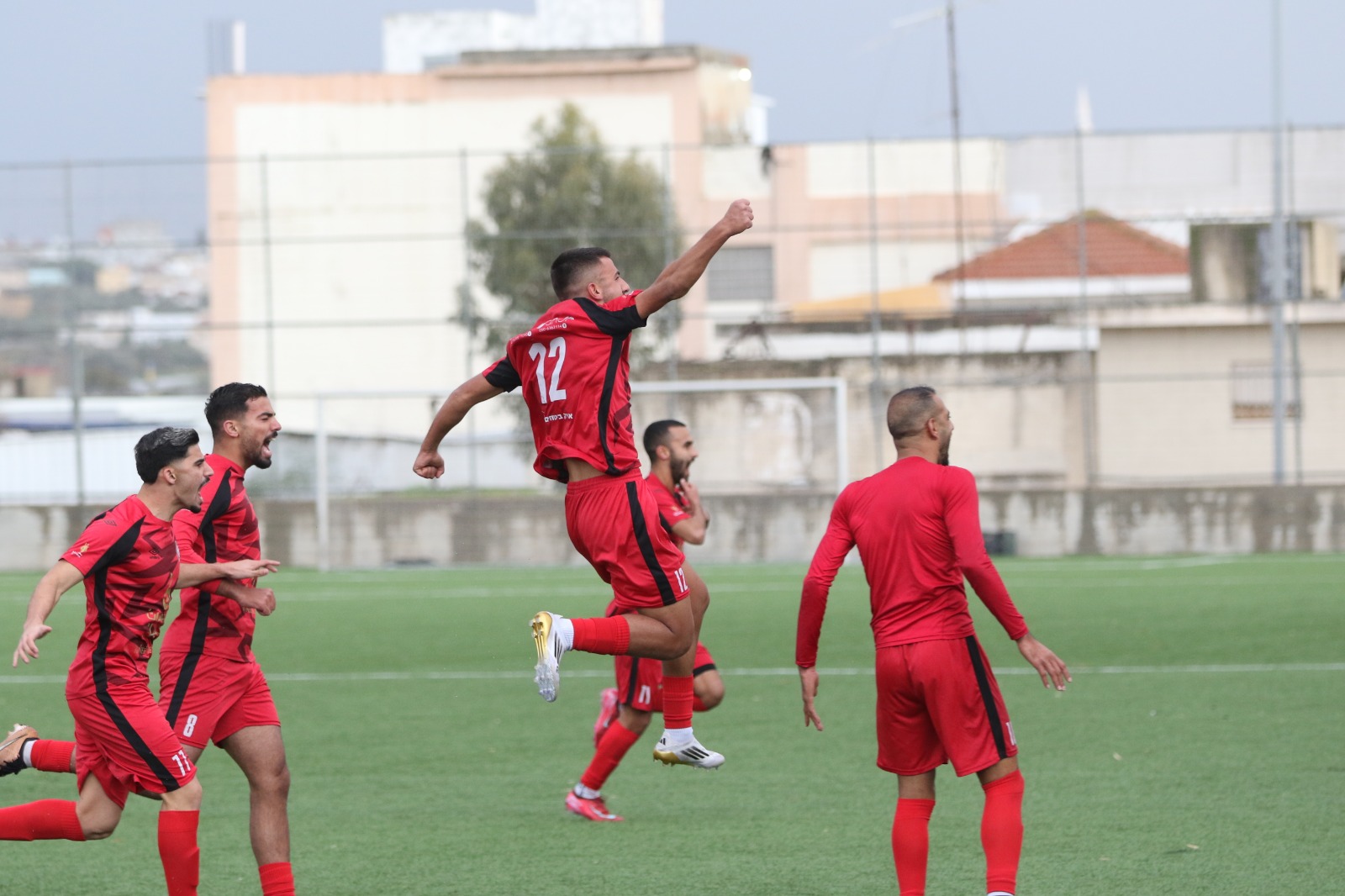 שחקני באקה. חגגו בסיום (וואסים מוואסי)